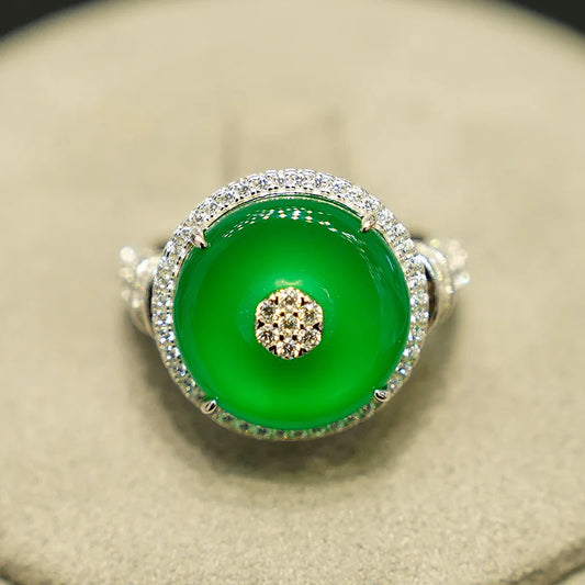 Vintage 925 Sterling Silver Green Jade Ring