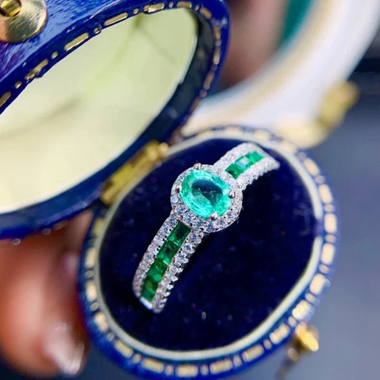 Luxury Green Emerald Ring