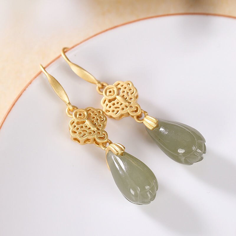 Natural Gray Jade Orchid Eardrops Sterling Silver Gold-Plated Blessing in Front of Her Hetian Magnolia Earrings Women&#39;s Vintage Metamorphidi