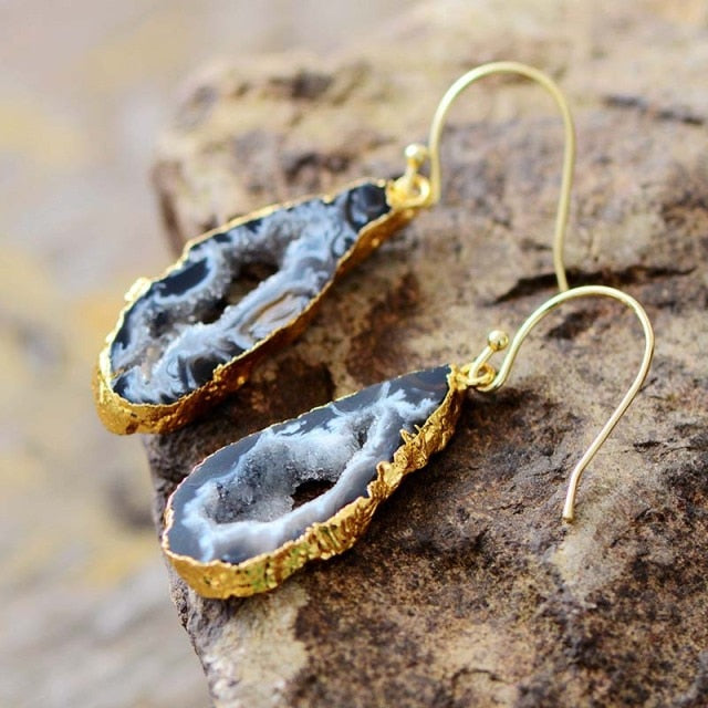 Natural Agate Dangle Earrings - Stunning Gemstone Jewelry