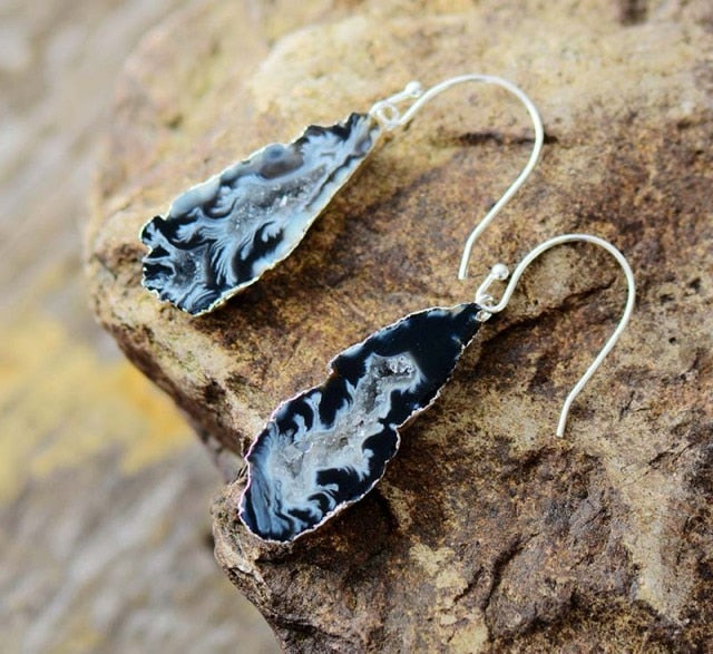 Natural Agate Dangle Earrings - Stunning Gemstone Jewelry